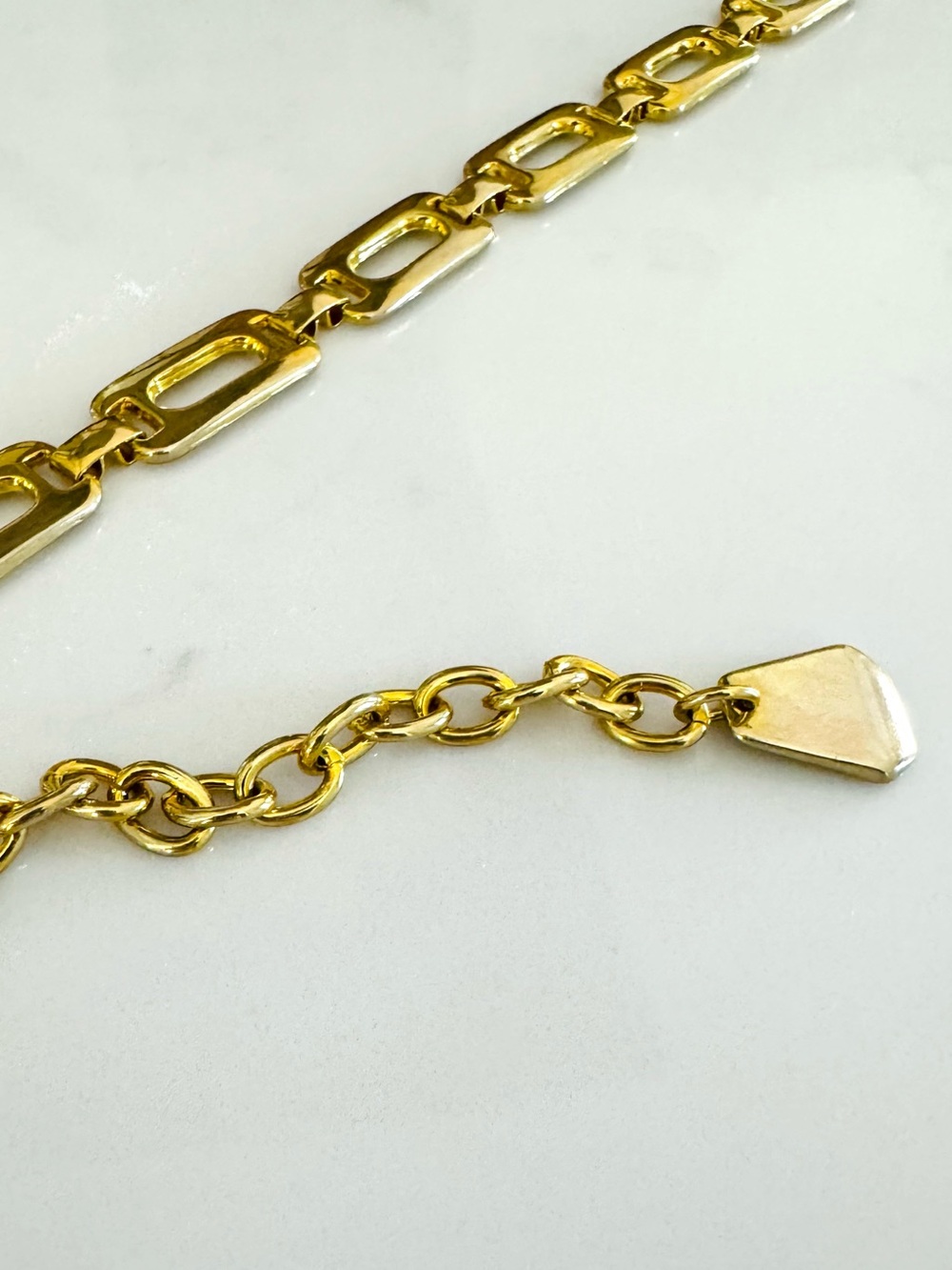 VTG Gold Geometric Link Chain Belt | Adjustable Waist Accessory - Picture 12 of 15